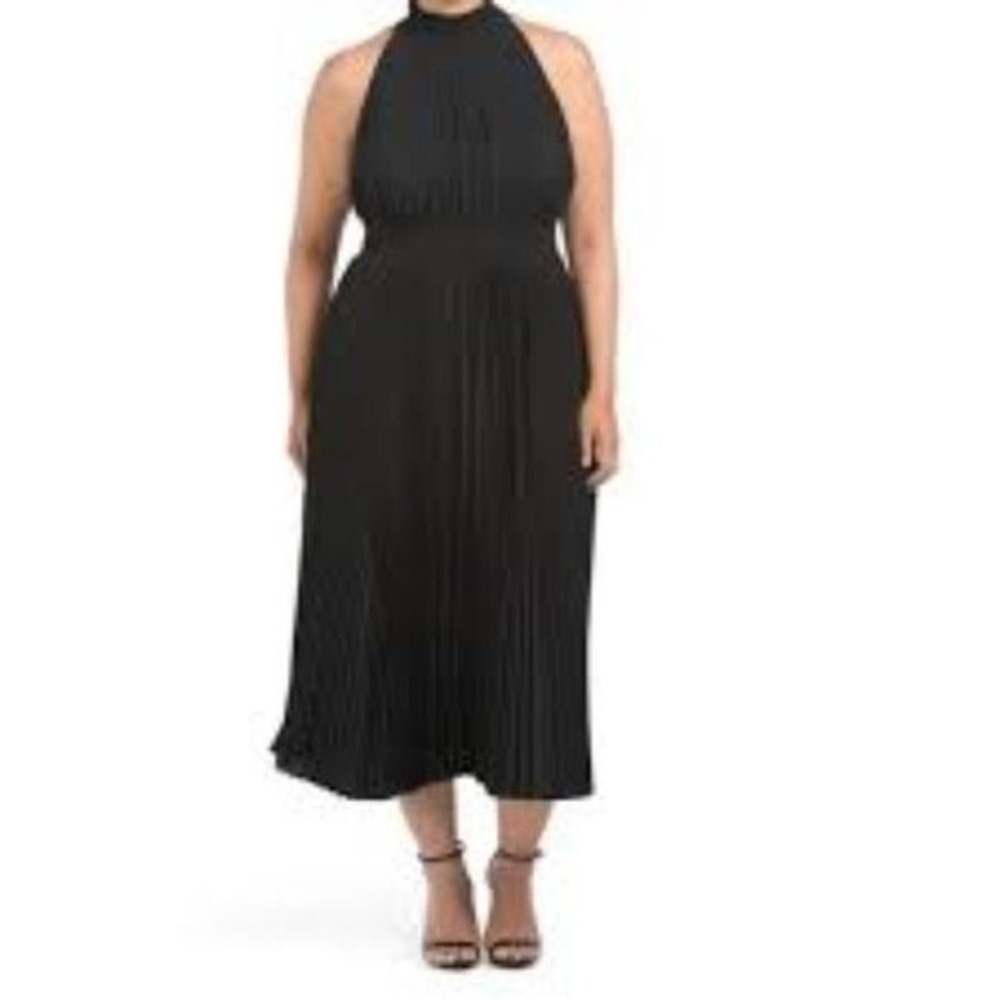 MARINA Black Plus Pleated Halter Neck Maxi‎ Dress Size 22
